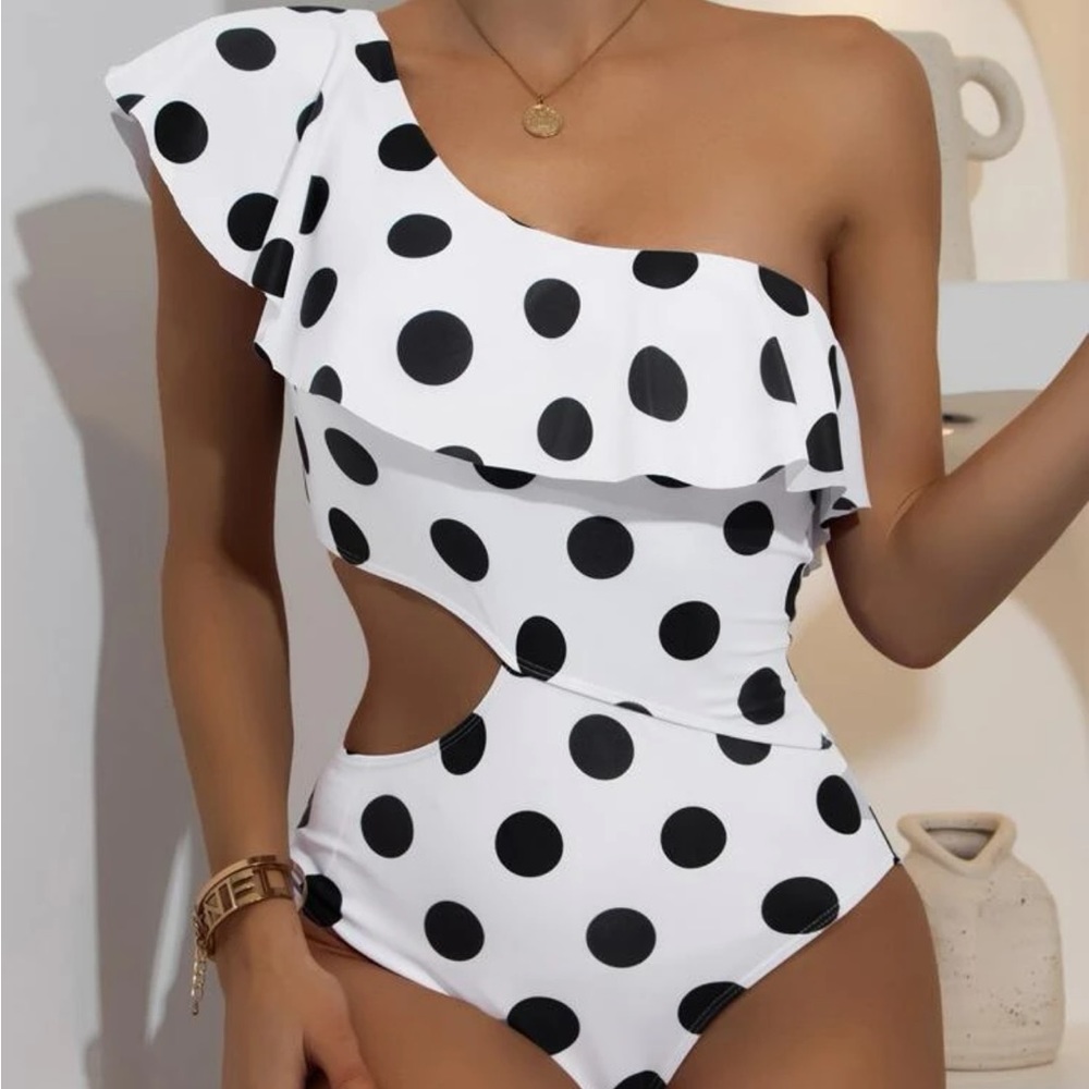 Polka Dot One piece side cut one shoulder swimsuit
